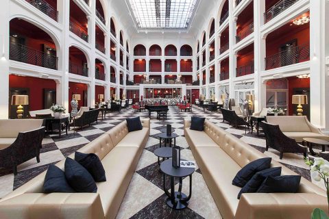 hotel Regina Biarritz - Hôtel & Spa – Mgallery Hotel - balsan moquette - signatures singulieres